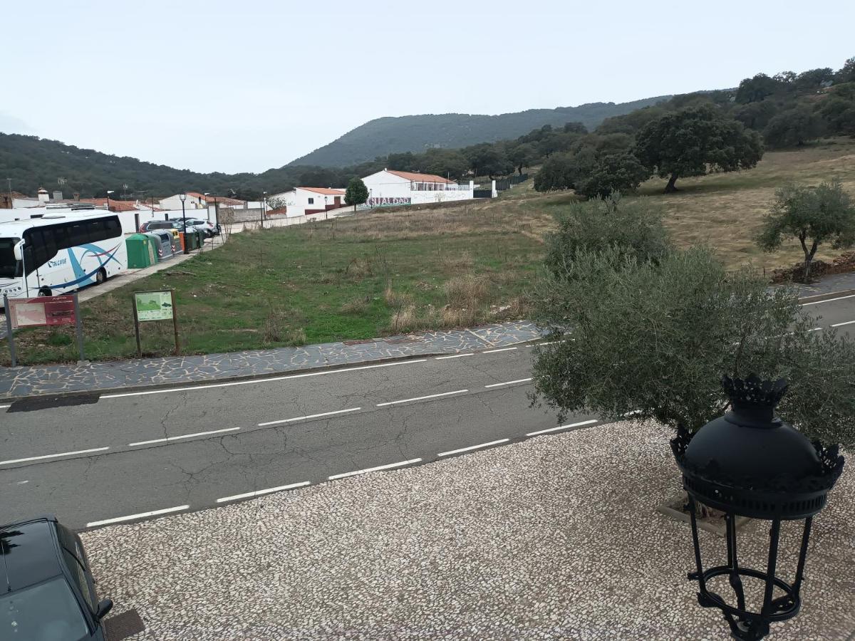 El Corralon De Severo Hinojales Kültér fotó